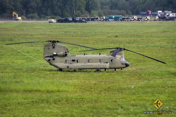 Boeing CH-47F Chinook